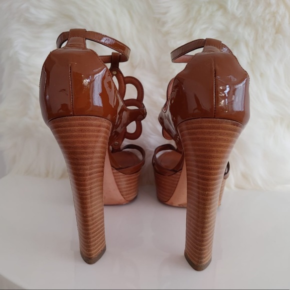 Louis Vuitton Patent Leather Sandal size 37 - Picture 5 of 5